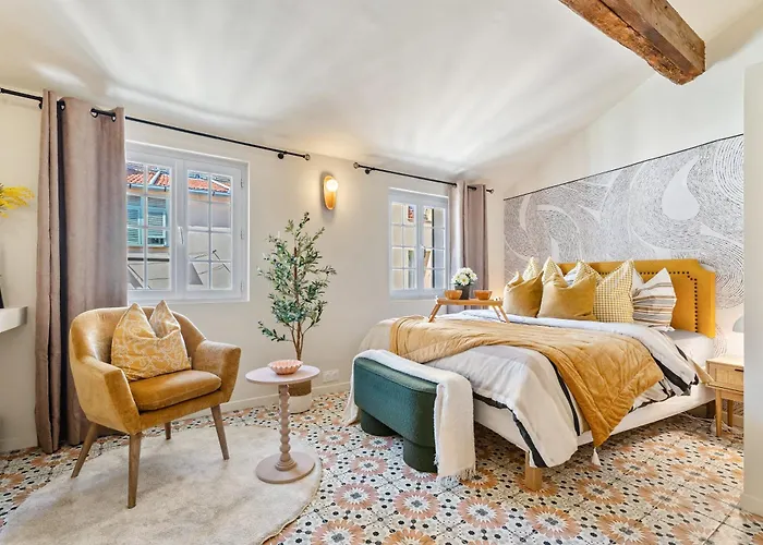 Nice Renting - Centrale - Authentic Loft Old Nice Rooftop View & Charm